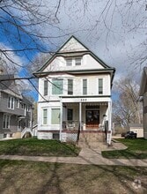 Building Photo - 511 S 2nd St