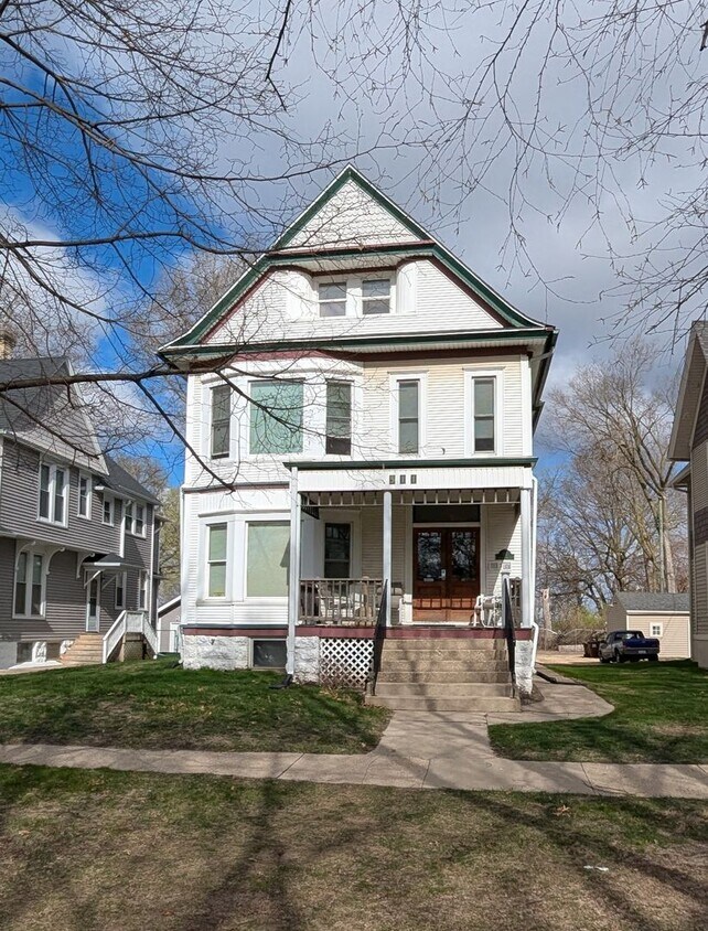 Foto principal - 511 S 2nd St