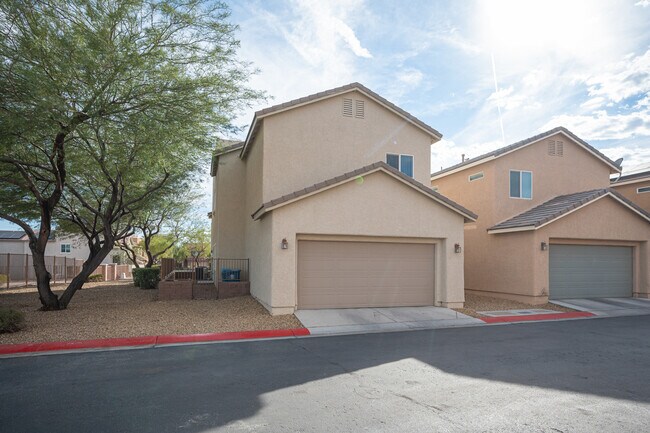 Building Photo - 8904 Harmony Hall Ave