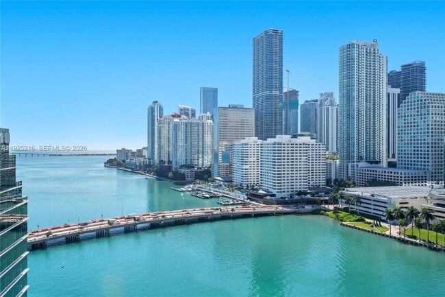 Building Photo - 701 Brickell Key Blvd