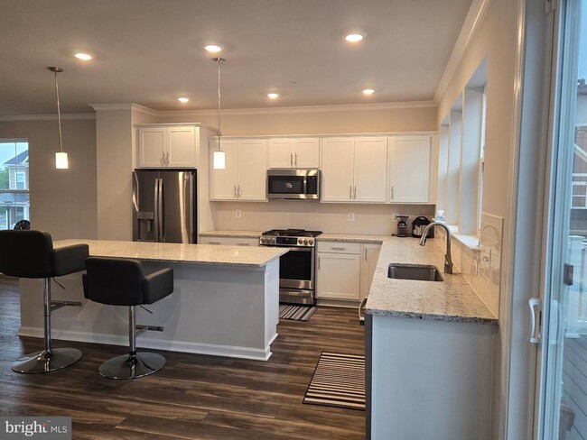 Foto del edificio - 66 Garden Meadow Pl