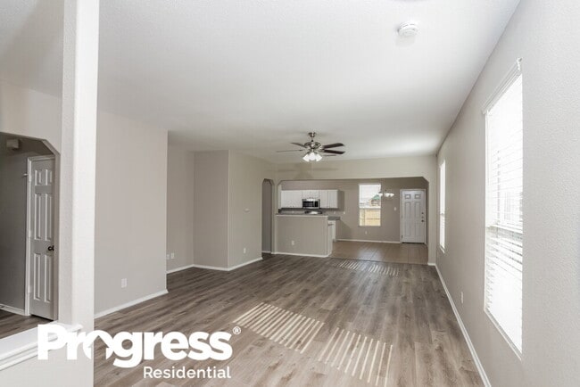 Foto del edificio - 200 Rustic Acres