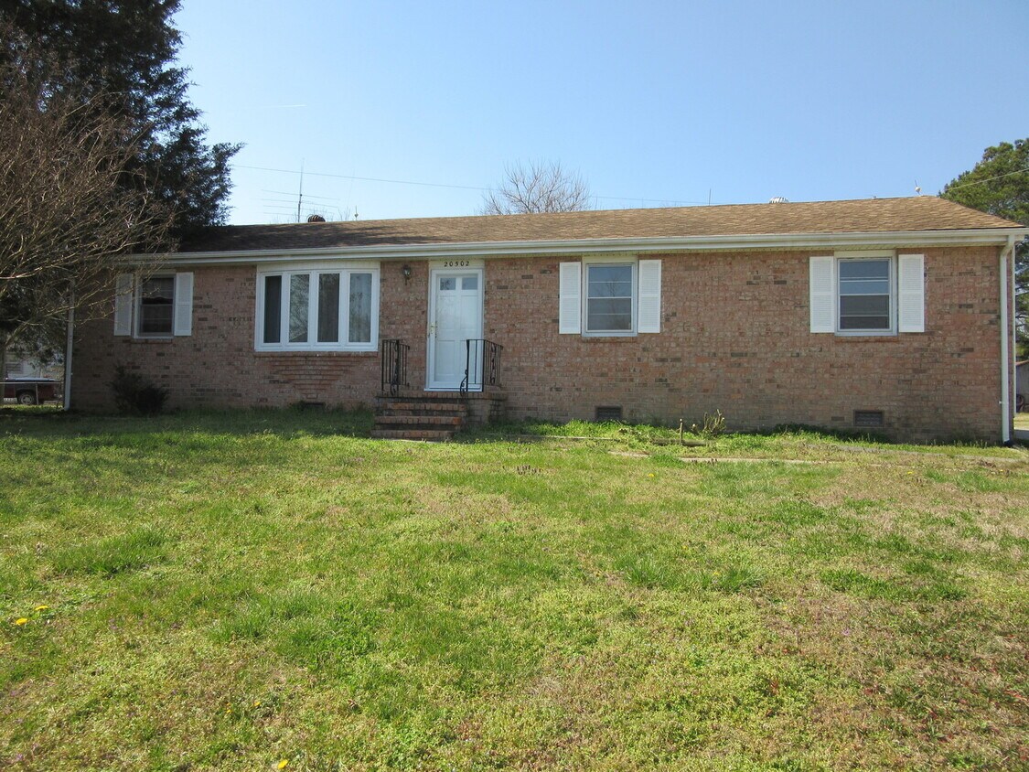 Primary Photo - 20502 Winterbourne Ct