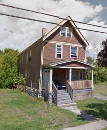 Primary Photo - 52 Langmeyer Ave