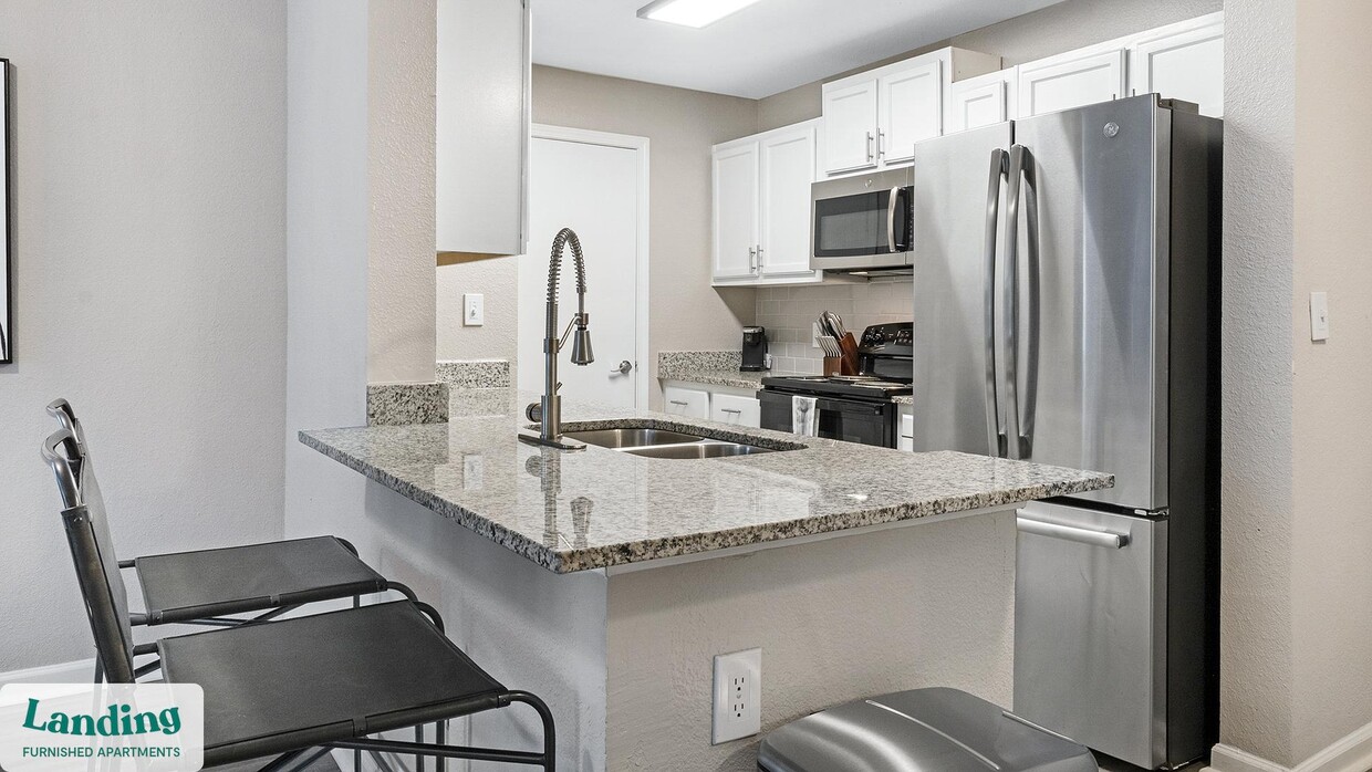 Foto principal - 7301 Lake Bank Lp