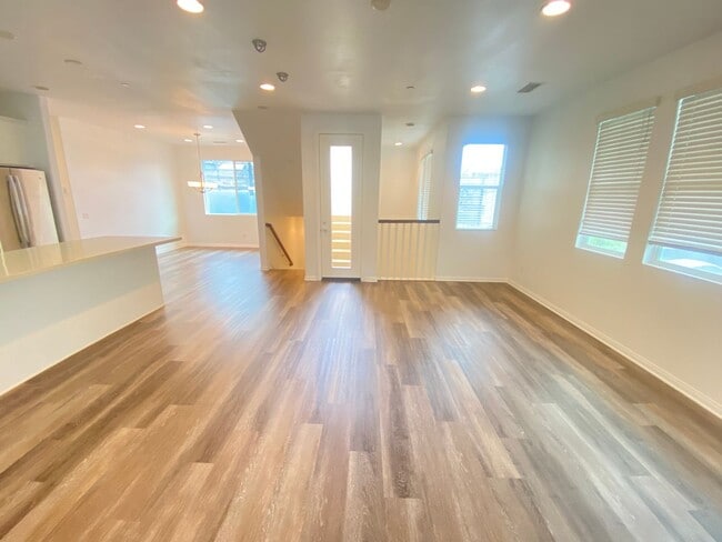 Building Photo - 2721 S El Camino Real