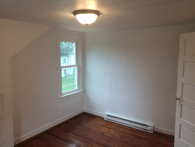 Foto del edificio - 518 W Edwards St
