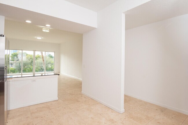 Building Photo - 1650 Presidential Way