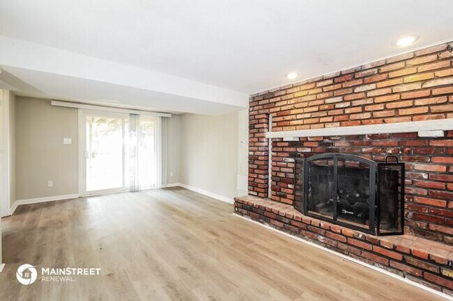 Foto del edificio - 10505 NW Meadow Ln Dr