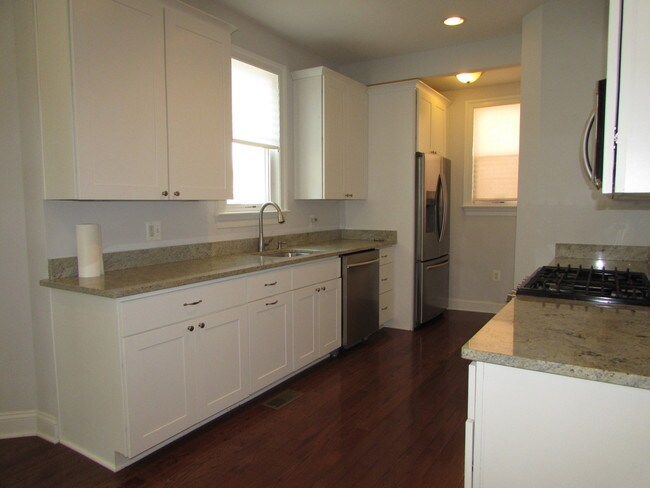 Building Photo - 403 Upshur St NW