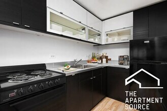 Building Photo - 3130 N Lake Shore Dr