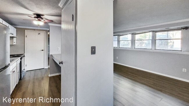 Building Photo - 2 br, 1 bath House - 8402 Muldoon Ct 201