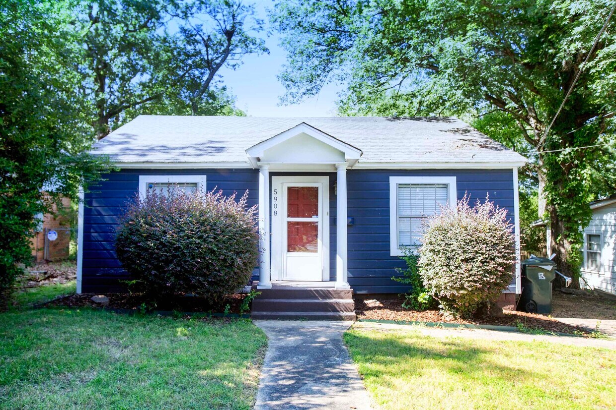 Foto principal - 5908 C St