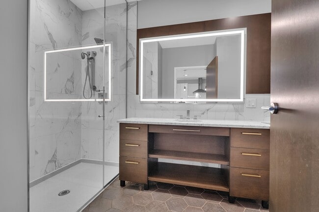 Interior Photo - Nineteen North