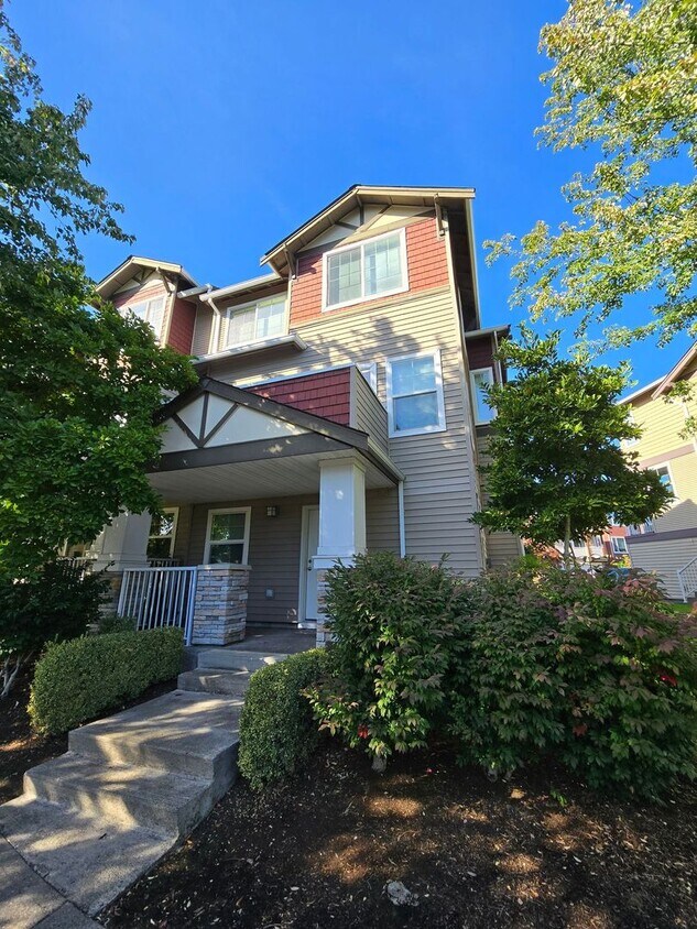 15200 SW Warbler Way, Beaverton, OR 97007 Townhome Rentals in Beaverton OR