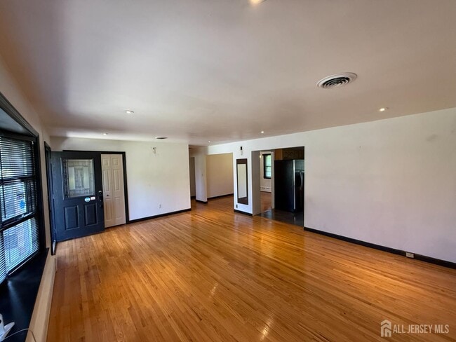 Foto del edificio - 849 New Dover Rd