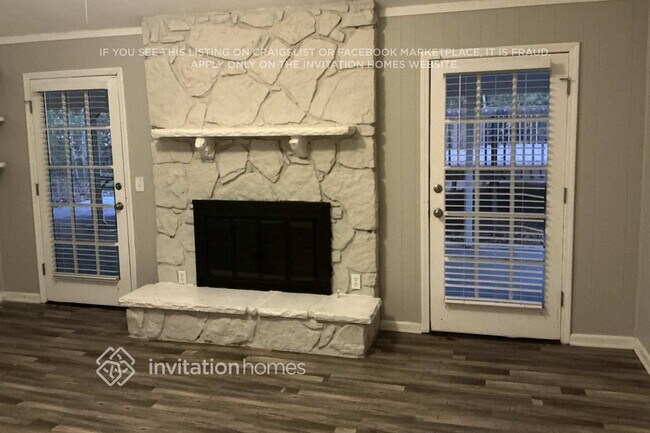 Building Photo - 5388 Golfcrest Cir