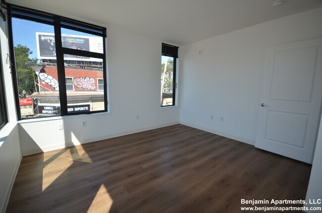 Foto del edificio - 89 Brighton Ave