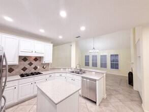 Building Photo - 79 W Shale Creek Cir