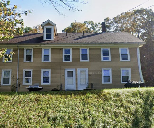 Building Photo - 379-385-385 Main St