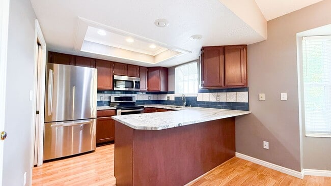 Building Photo - Beautifully Updated 4 Bed / 2.5 Bath Home