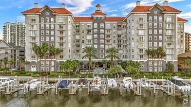 Building Photo - 700 S Harbour Island Blvd
