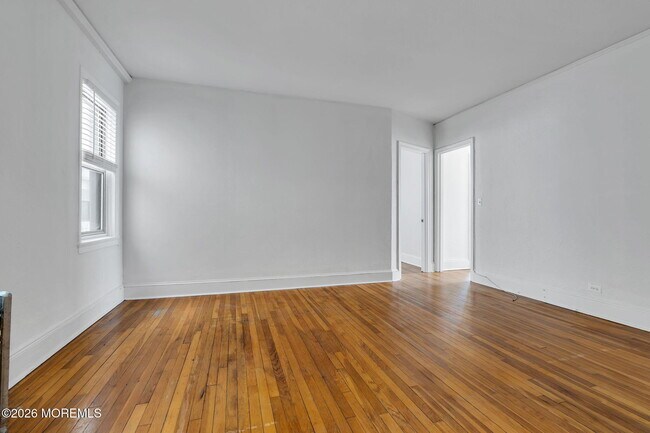 Foto del edificio - 400 Deal Lake Dr