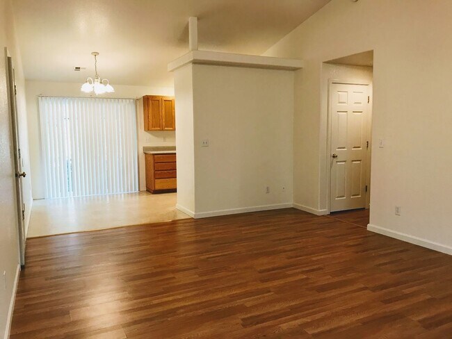 Foto del edificio - 2 br, 1 bath House - 273 Fairacres Lane