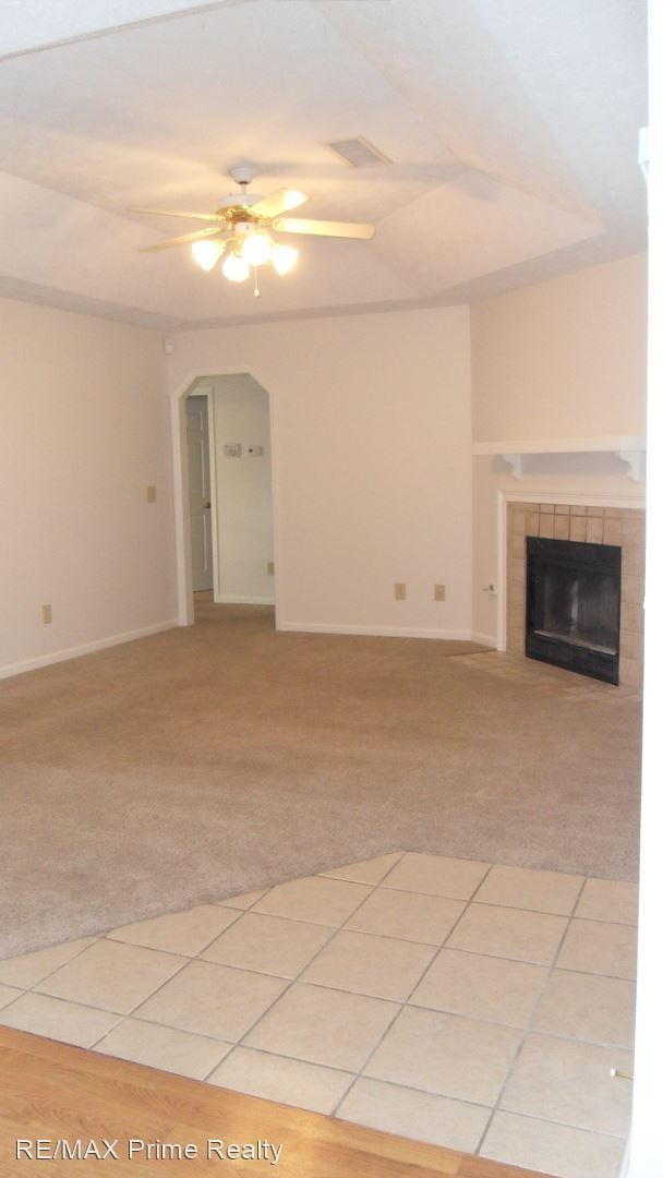 Building Photo - 4 br, 2 bath House - 7158 Paprika Lane