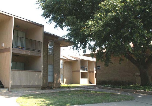 Foto del edificio - Shadow Creek Apartments