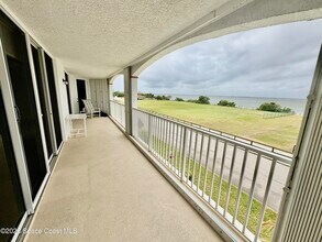 Building Photo - 8934 Puerto Del Rio Dr
