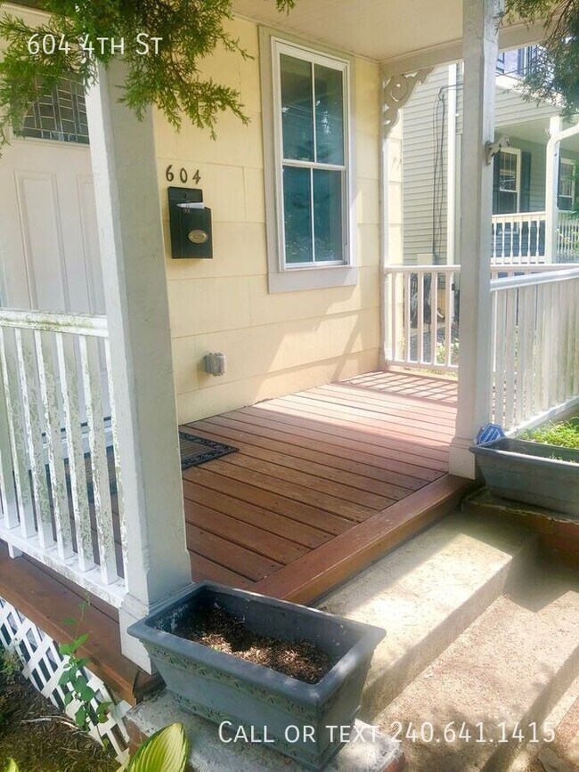 Foto del edificio - 604 4th St
