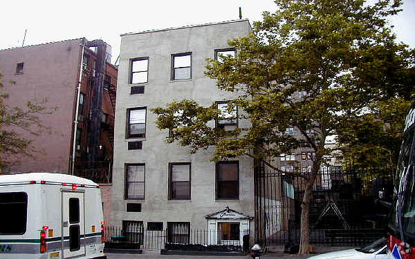 Building Photo - 357 W 43rd St