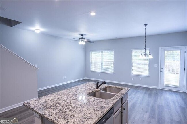 Foto del edificio - 6106 Oak Bend Ct