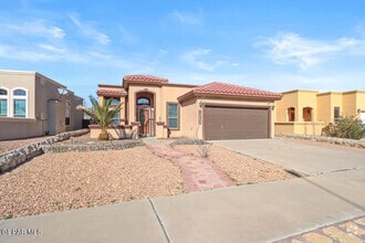 Building Photo - 12733 Tierra Salas Dr