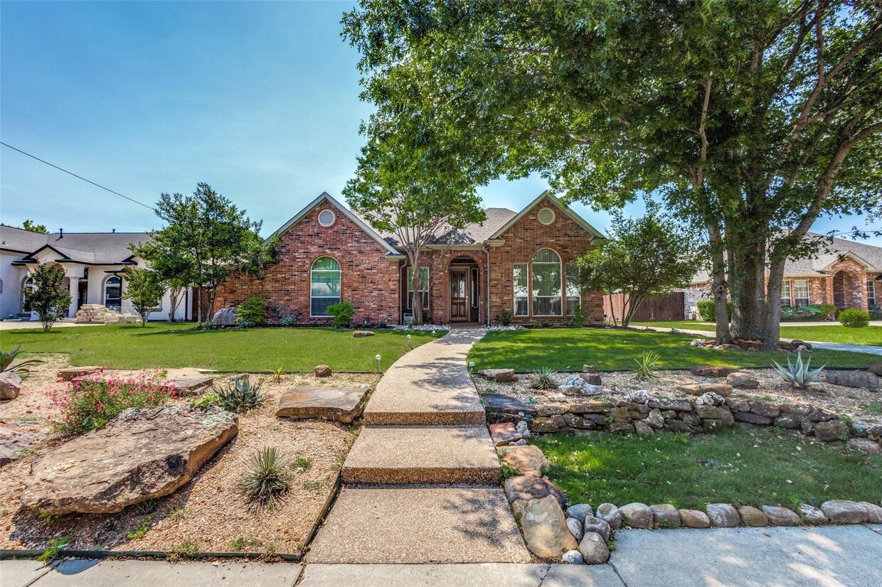 Primary Photo - 19122 Windmill Ln