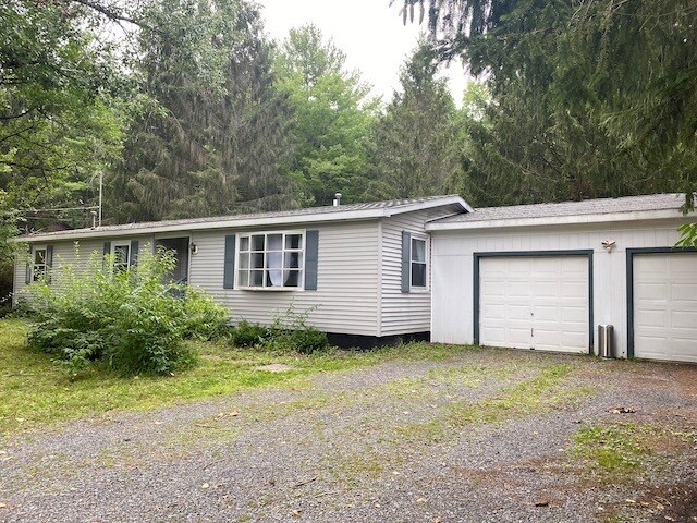 Frente con garaje para dos coches - 34 Meadowlark Dr