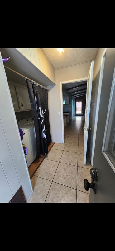 Building Photo - 53 Roma St