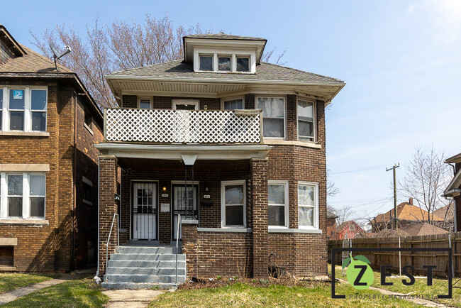 Building Photo - 1074 N Rademacher St