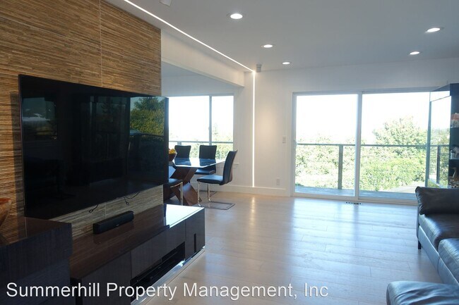 Foto del edificio - 4 br, 3 bath House - 893 Madonna Way