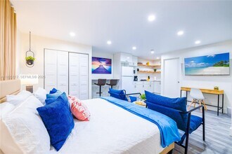 Building Photo - 1836 NW 16th Terrace