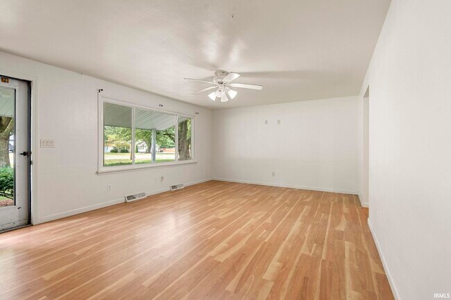 Building Photo - 4631 Parkerdale Dr