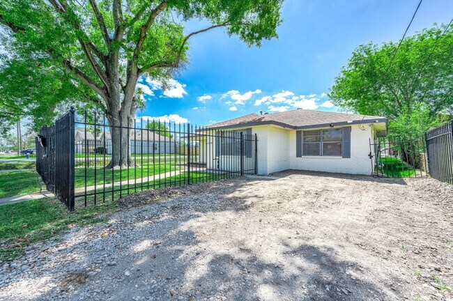 Foto del edificio - 4356 Phlox St