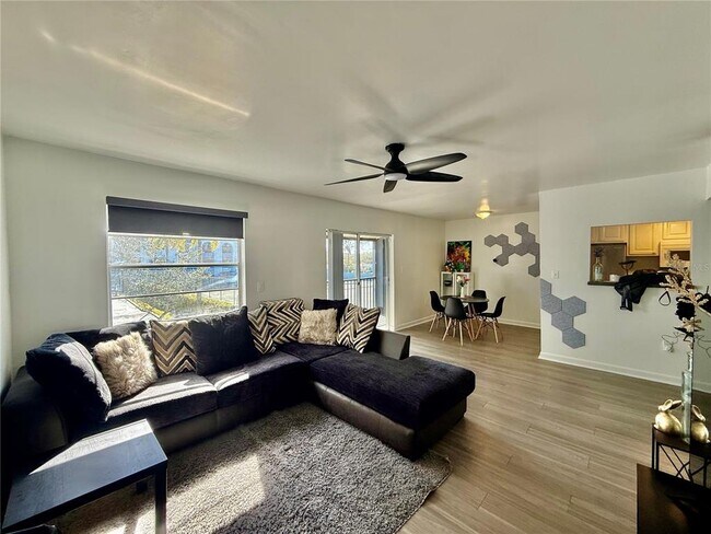 Foto del edificio - 2507 N Alafaya Trail