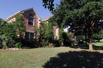 Building Photo - 914 Dove Creek Trail