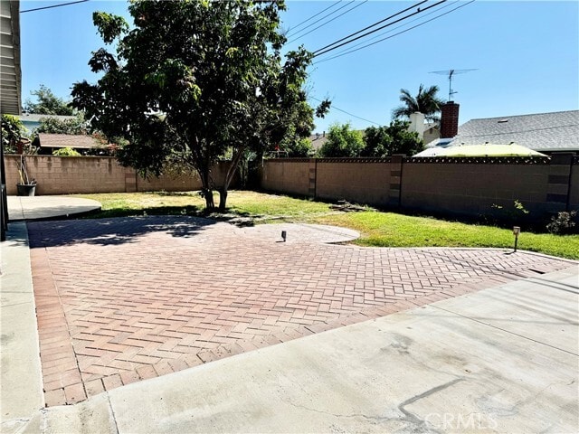 Foto del edificio - 11511 Norma Ln