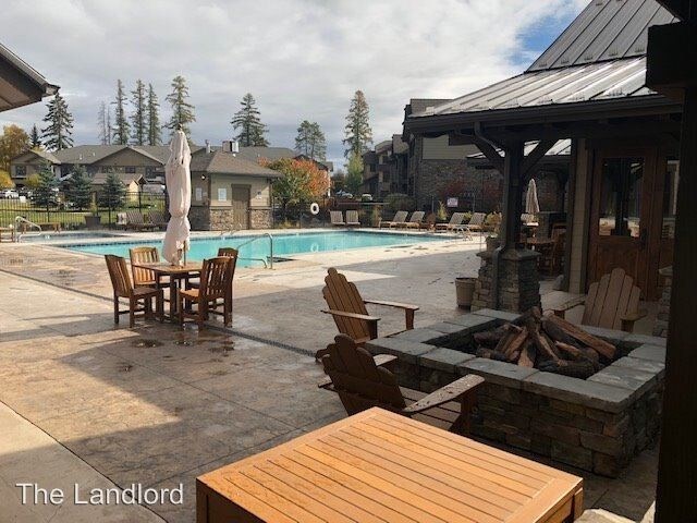 Building Photo - 6300 Locarno Dr