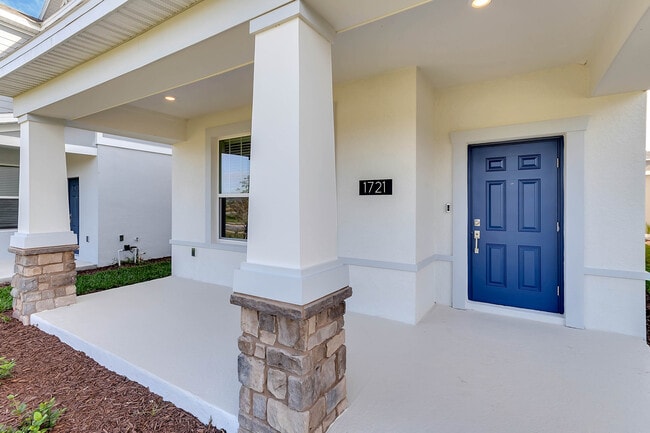 Foto del edificio - 1721 Good Neighbor Lp