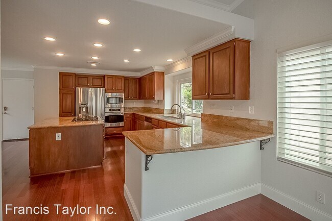 Foto del edificio - 4 br, 2.5 bath House - 1340 Shinly Place