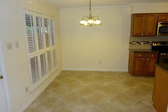 Building Photo - 14119 Briarsage Ct